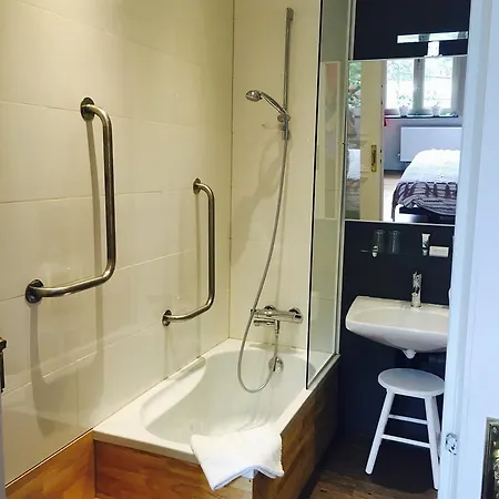 Le Notaire Бомаль